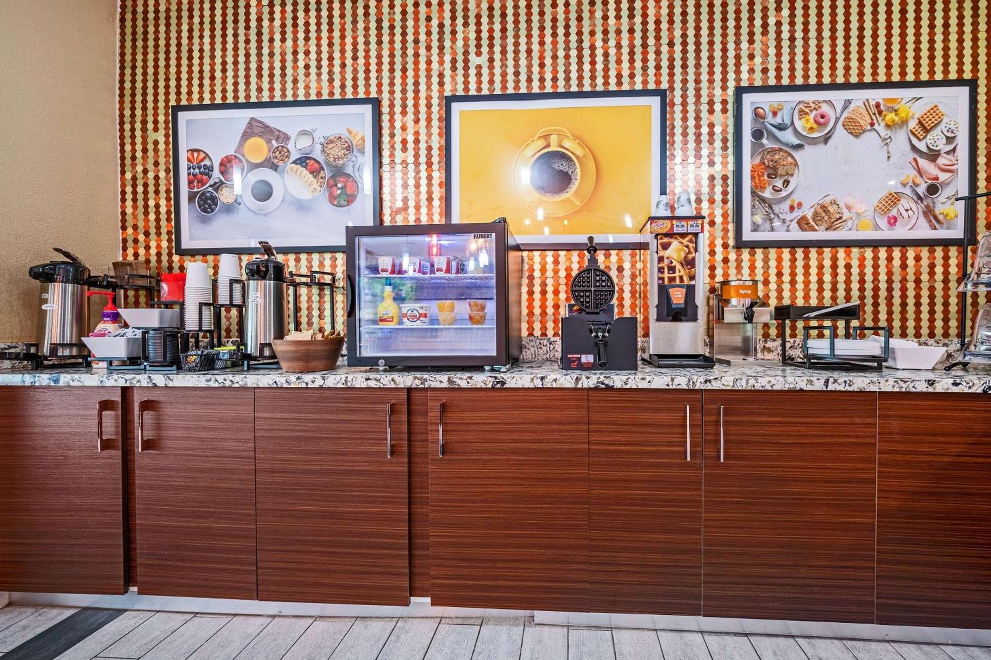 The Leo Collection Detroit, Ascend Hotel Collection Lincoln Park Zewnętrze zdjęcie